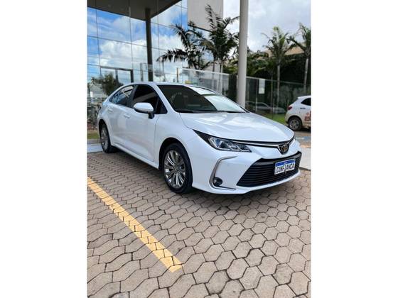 TOYOTA COROLLA 2.0 VVT-IE FLEX XEI DIRECT SHIFT TOYOTA COROLLA 2.0 VVT-IE FLEX XEI DIRECT SHIFT